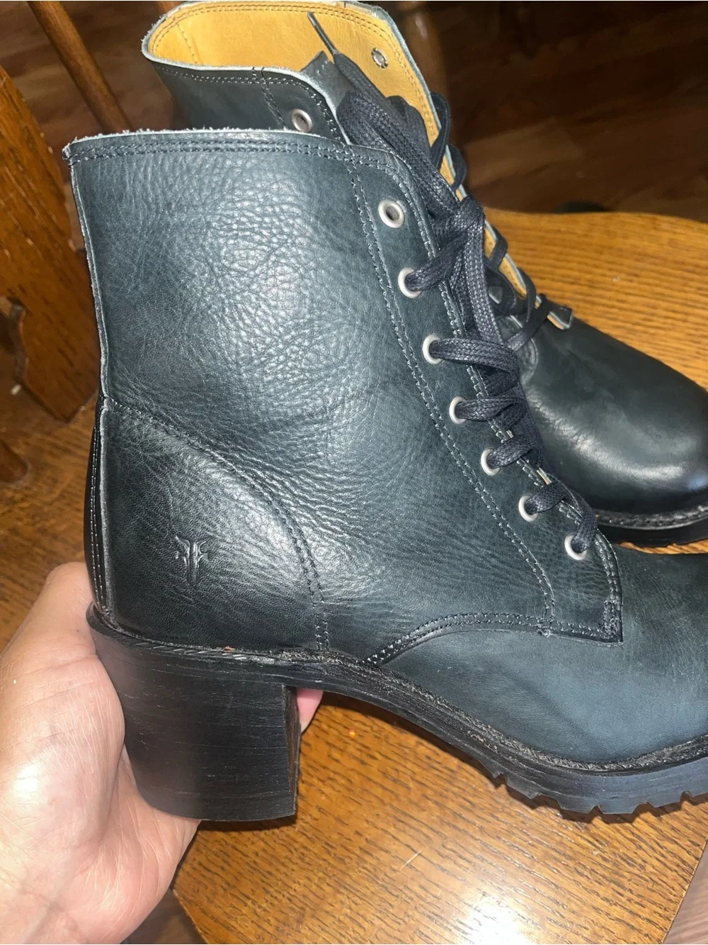 Frye classic lace